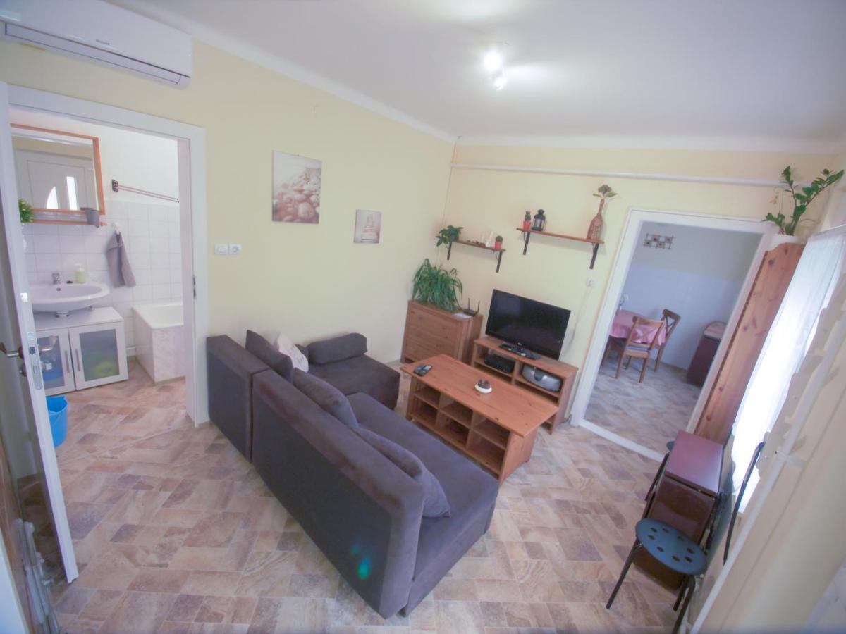 Apartamento Estike Balatonlelle Exterior foto